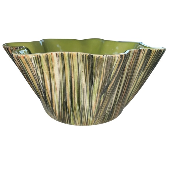 VTG MCM Scalloped Bowl – Hand-Painted Striped Pottery, Green Interior - Picture 6 of 12